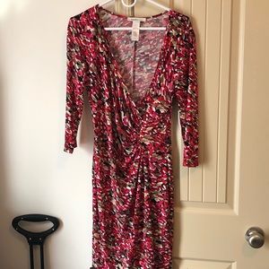 New Multi-Colored Knee Length Dress Size: Large